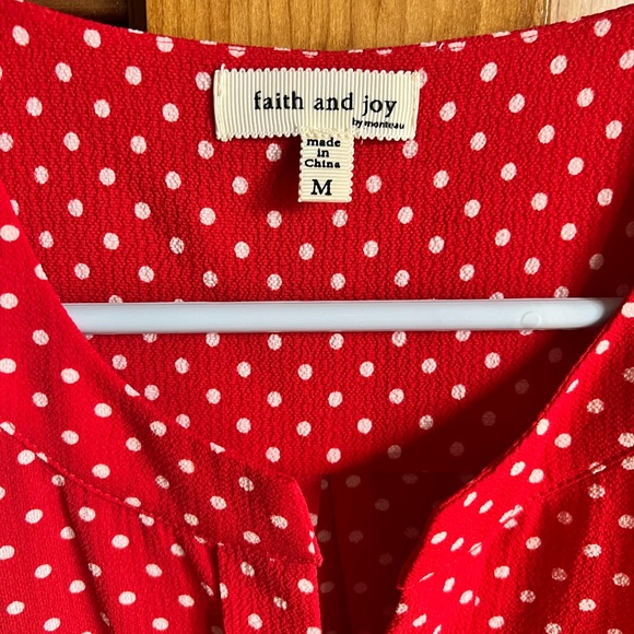 Faith and joy size medium red with white polkadots women’s top  shirt blouse - Picture 4 of 5